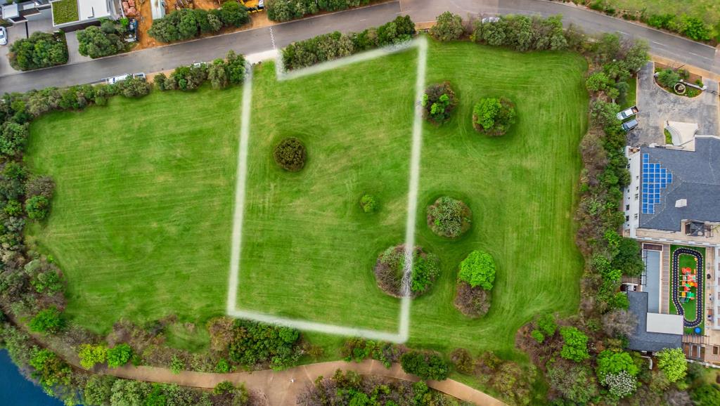 2 507 m² Land