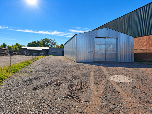 315 m² Industrial space