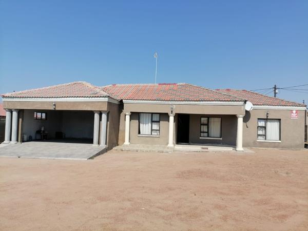 2 Bedroom House