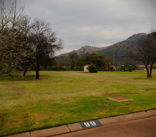 818 m² Land