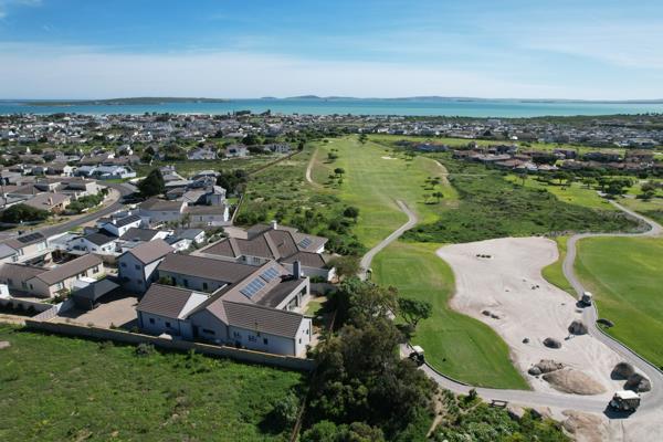 931 m² Land