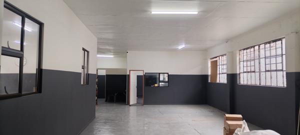 220 m² Commercial space