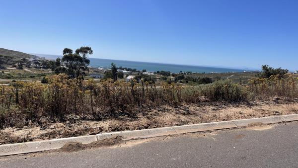 400 m² Land