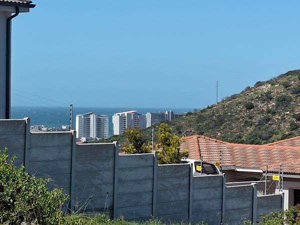 872 m² Land