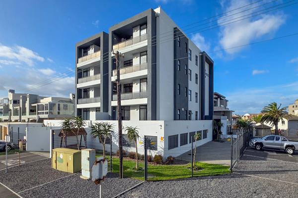 Apartment in Waves Edge