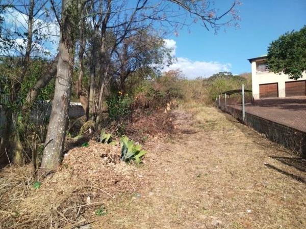 1 160 m² Land