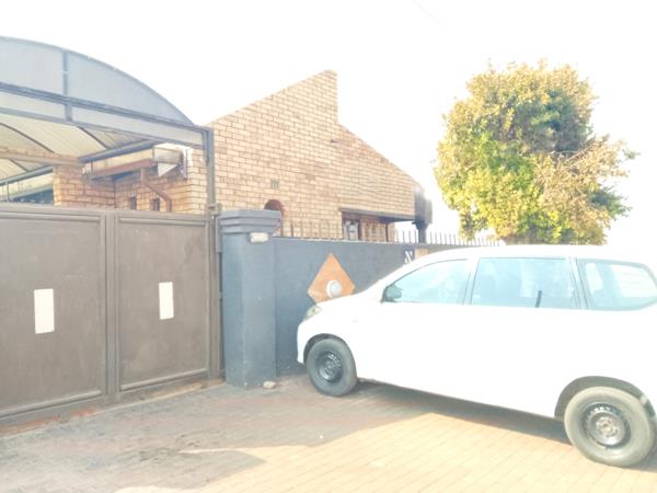 5 Bedroom House