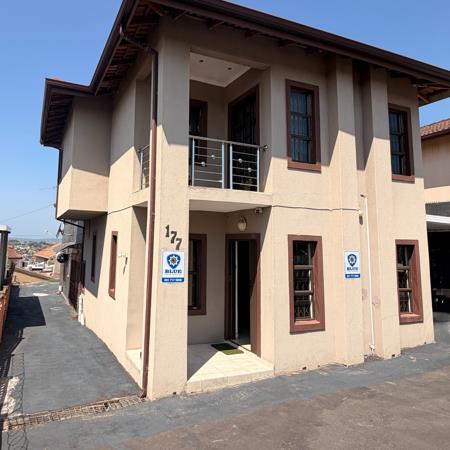 4 Bedroom Duplex