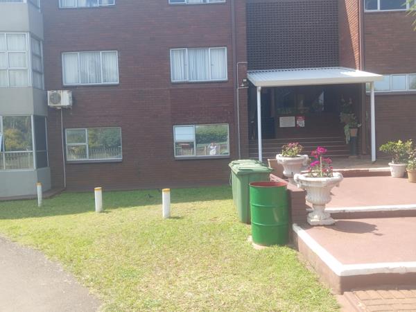 2 Bedroom Flat
