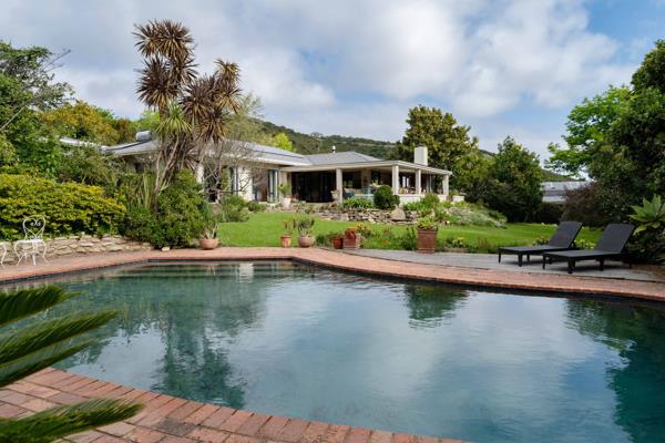 6 Bedroom House