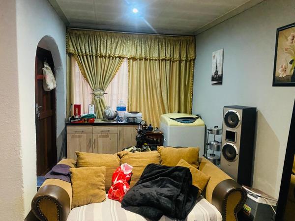 6 Bedroom House