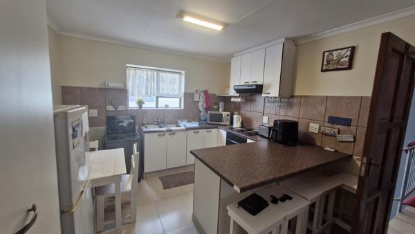 Apartment in Aston Bay