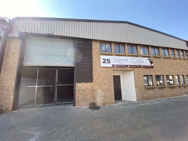 332 m² Industrial space
