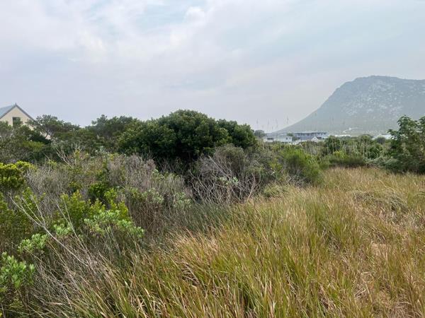 1 059 m² Land