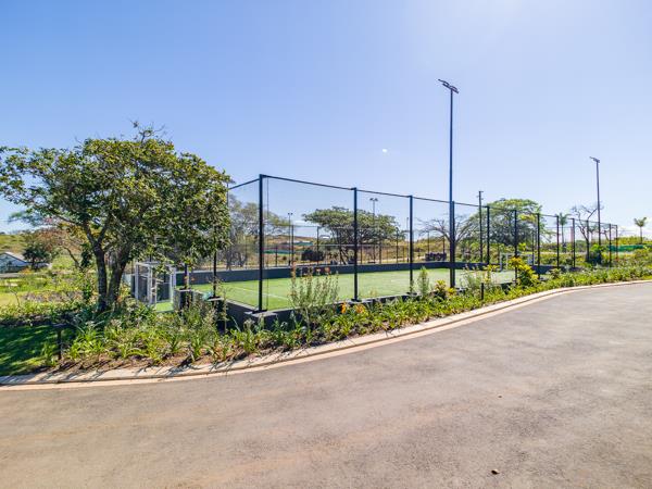 477 m² Land
