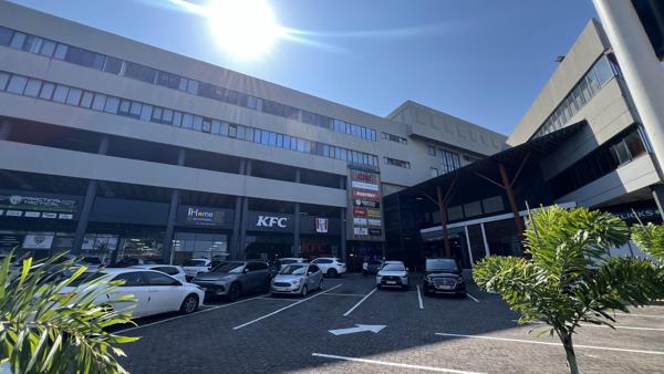 140 m² Commercial space