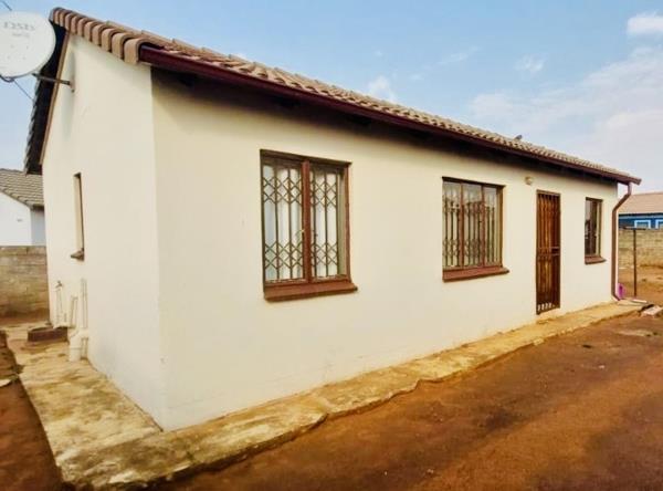 2 Bedroom House