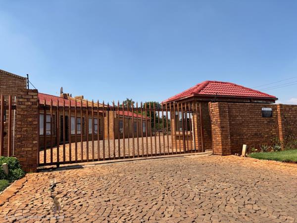1 Bedroom House