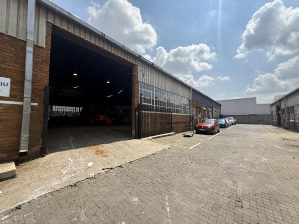815 m² Industrial space