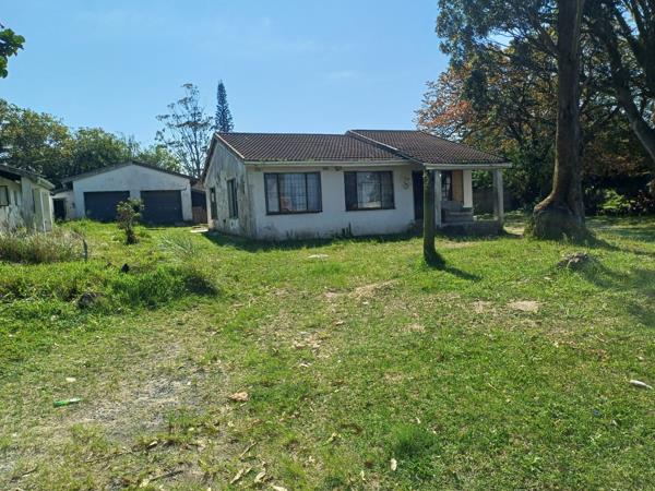1 439 m² Land