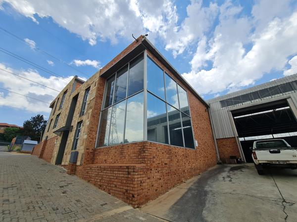 1 030 m² Industrial space