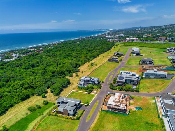 702 m² Land