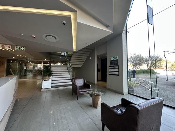 644 m² Commercial space