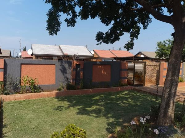 2 Bedroom House