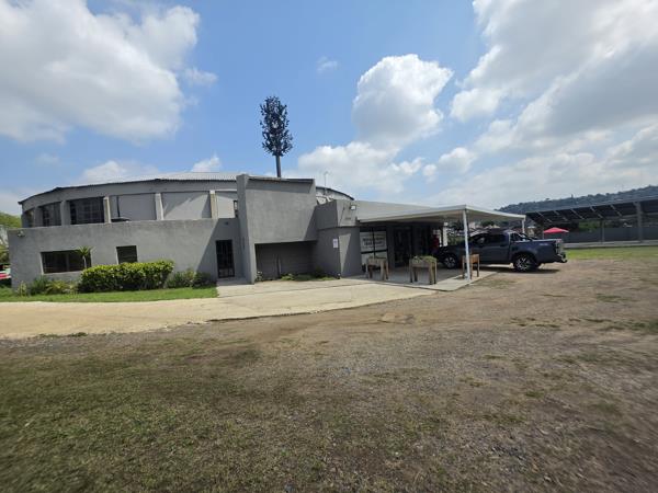 1 081 m² Commercial space