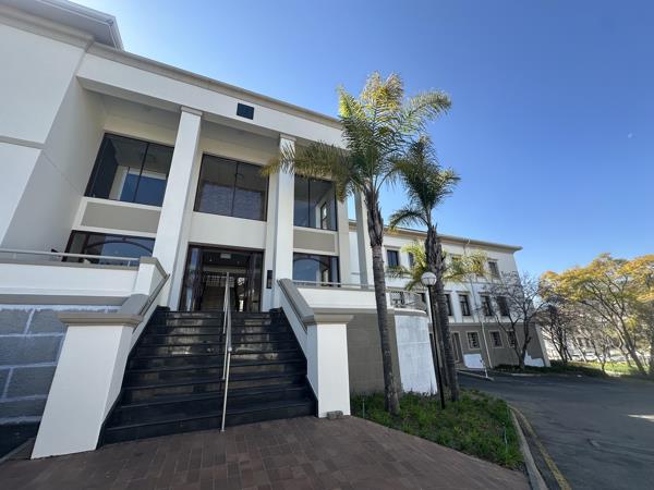 1 627 m² Commercial space