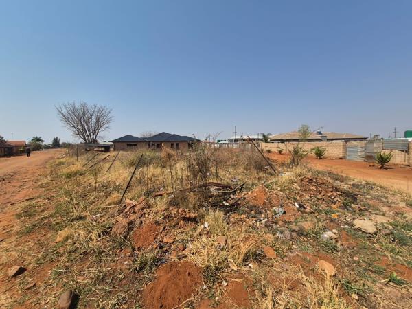 220 m² Land