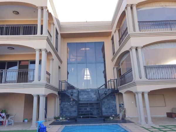 5 Bedroom House