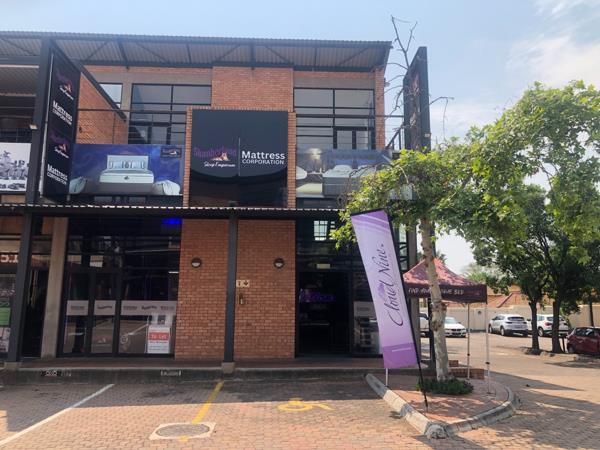 320 m² Commercial space