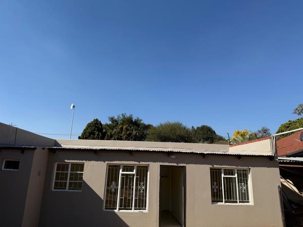 1 Bedroom Garden Cottage