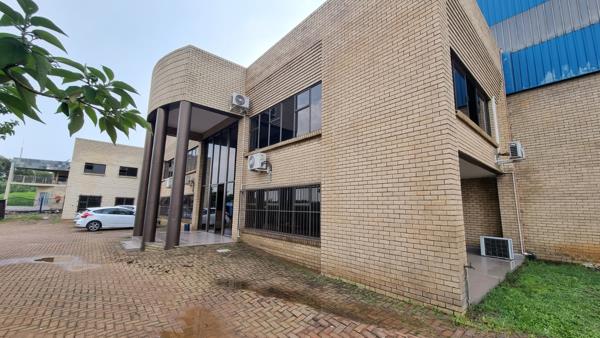3 100 m² Industrial space