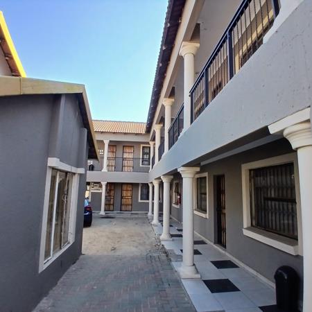 20 Bedroom House