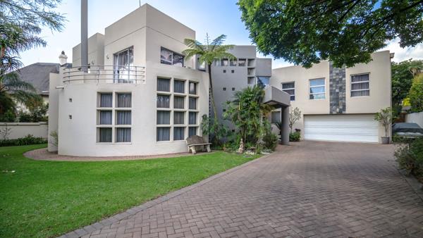 5 Bedroom House