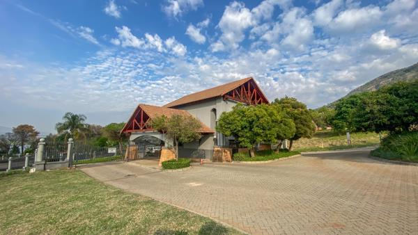 379 m² Land