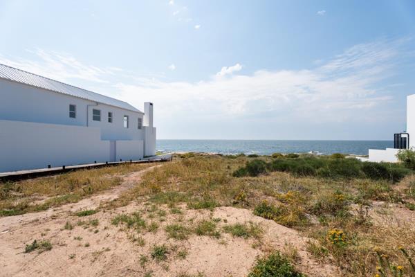 327 m² Land