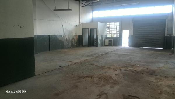 200 m² Commercial space