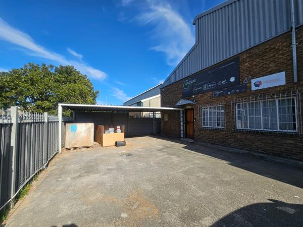 780 m² Industrial space