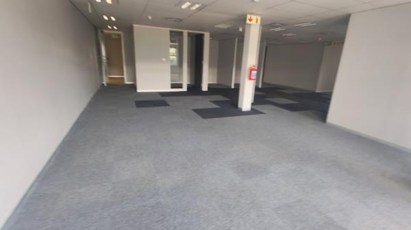 680 m² Office Space
