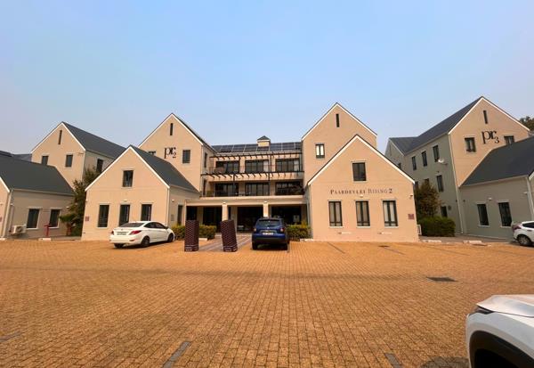 144 m² Commercial space