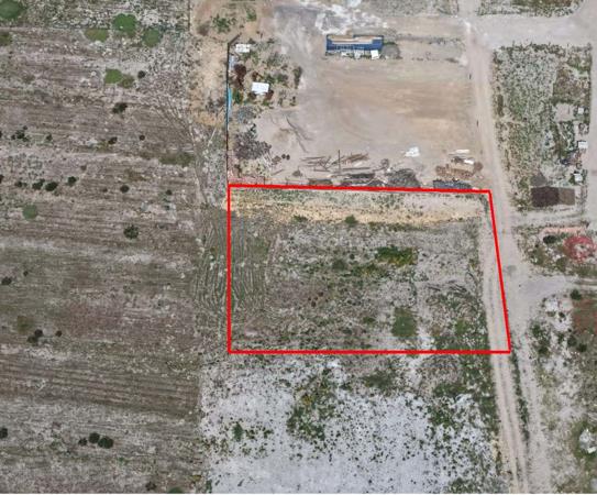 2 000 m² Land