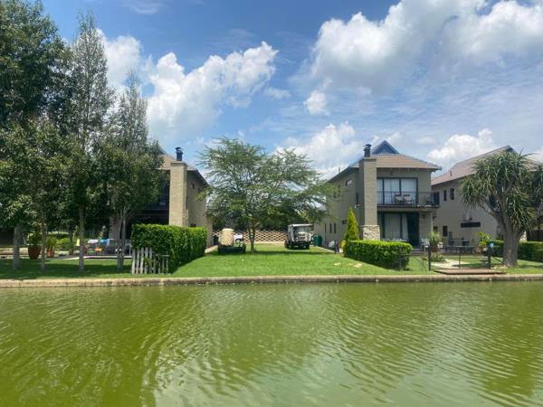 488 m² Land