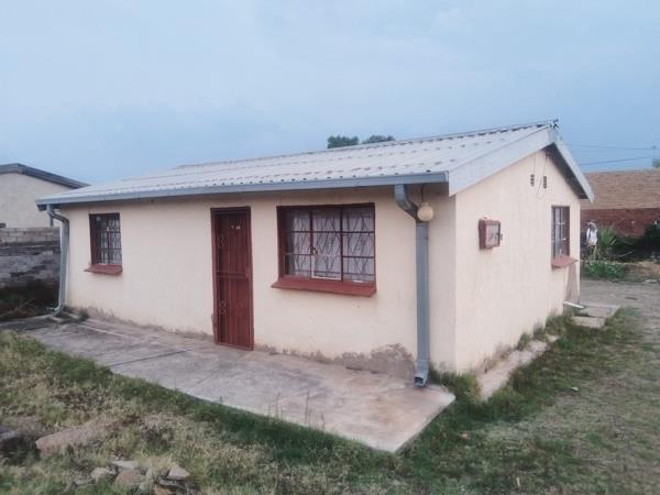 2 Bedroom House