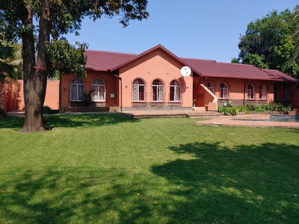 5 Bedroom House