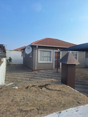 2 Bedroom House
