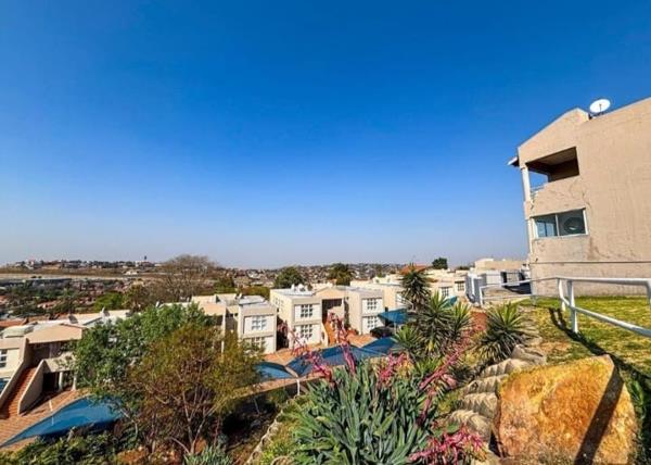 3 Bedroom Townhouse