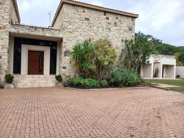 8 Bedroom House